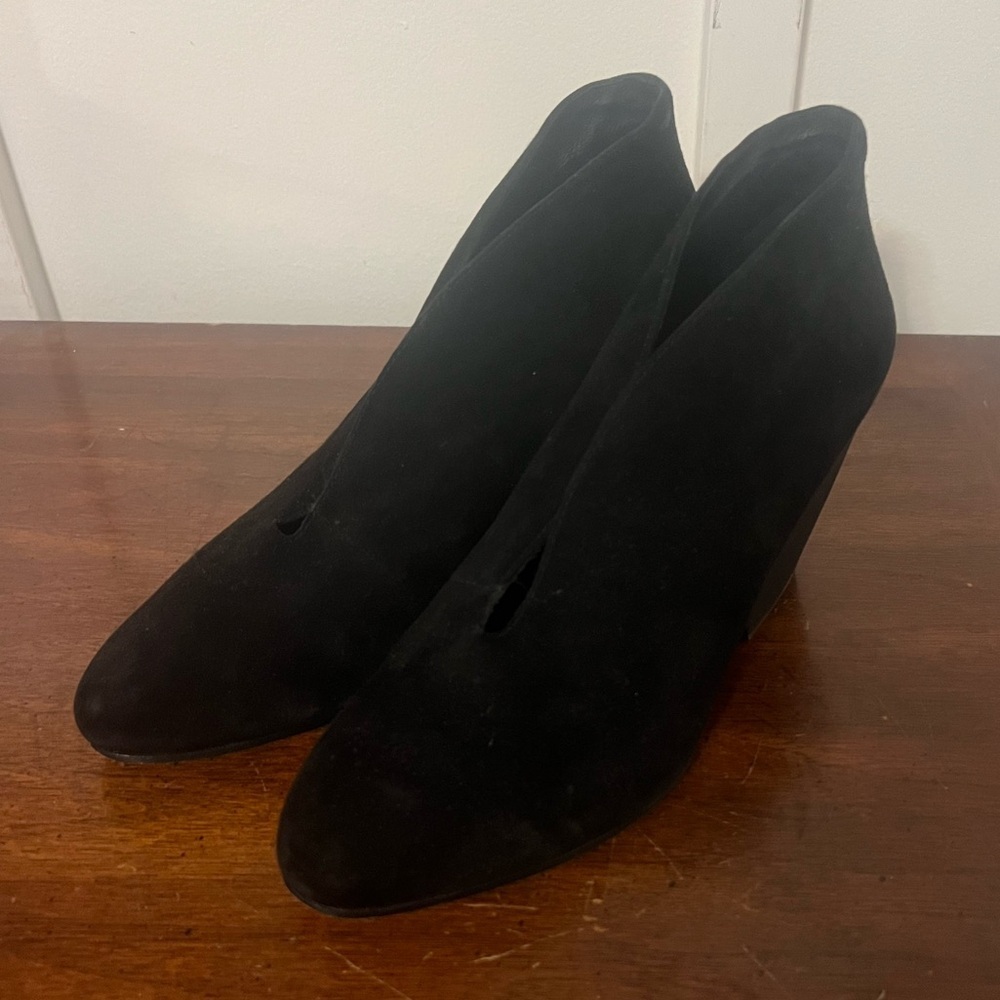 Eileen Fisher Iman cutout wedge bootie in black suede size 8